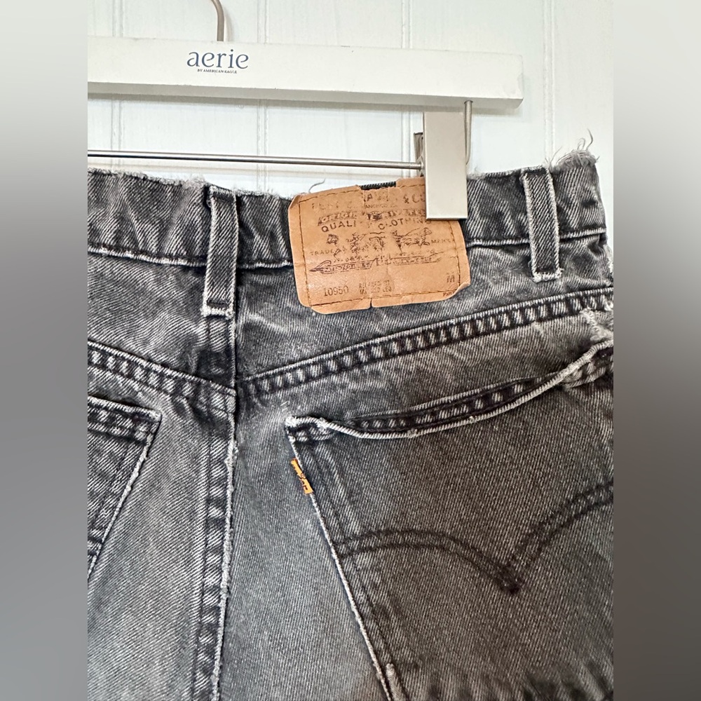 Vintage Levi’s 10950 Black Shorts